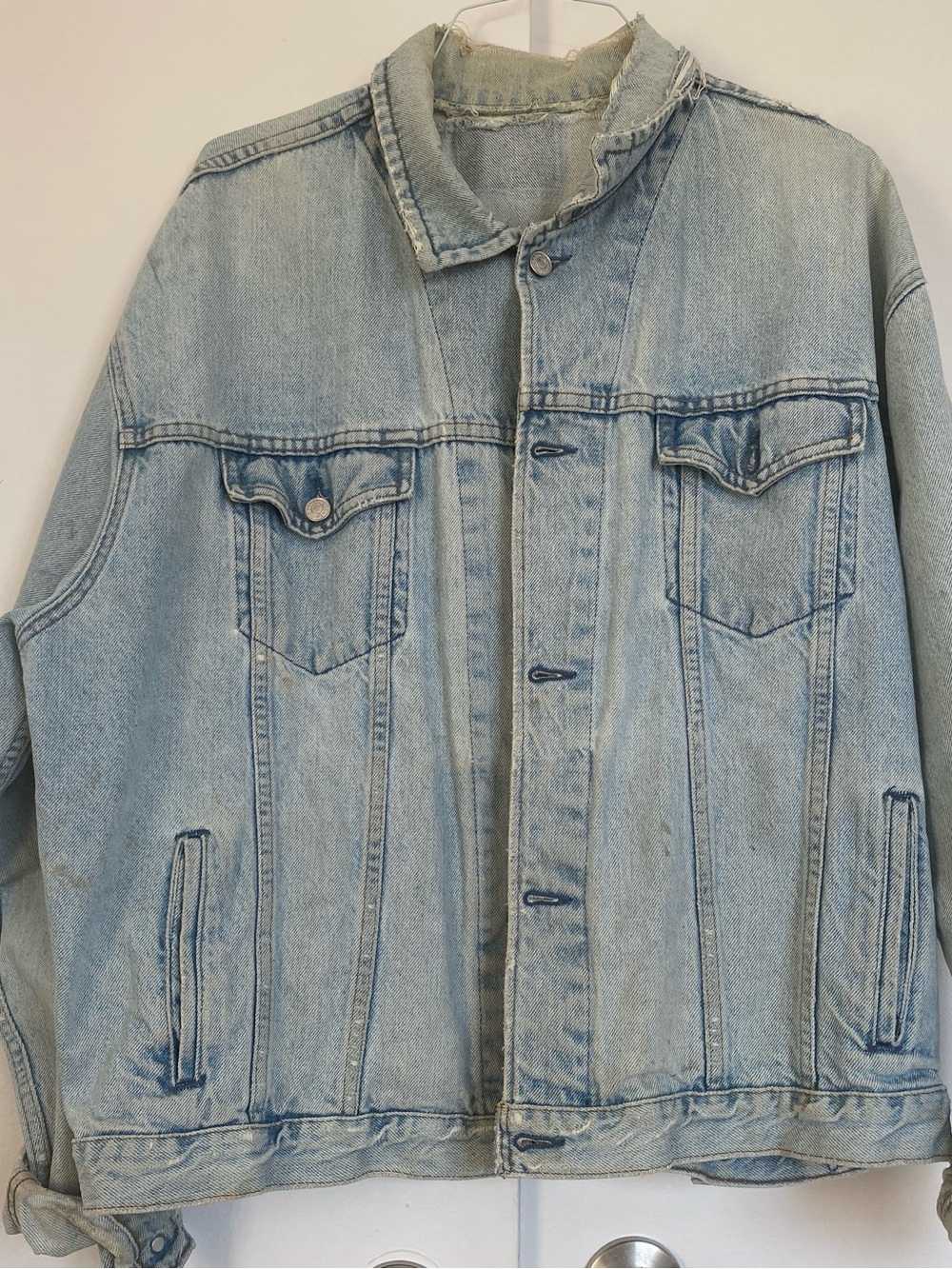 Vintage Gap Light Wash Denim Trucker Jacket